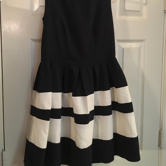 Colorblock cocktail dress - Picture 6 of 6